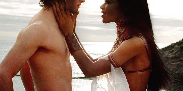 40 Film Horor Terseksi untuk Meramaikan Pesta Halloween Anda