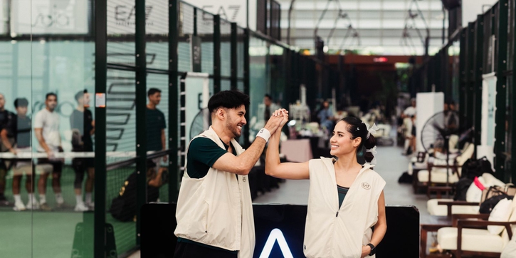 Refal Hady Merayakan Gaya Aktif di Lapangan Padel Bersama EA7 Emporio Armani