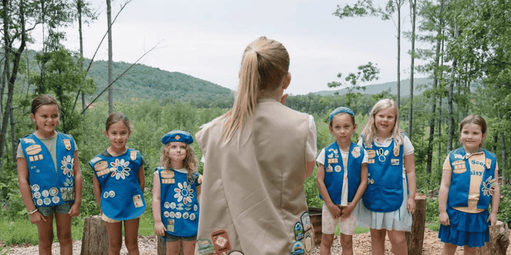 Pangeran Harry dan Duchess Meghan Memproduseri Dokumenter Tentang Girl Scouts