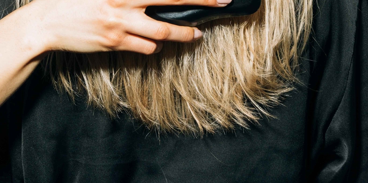 15 Manfaat Menyisir Rambut yang Perlu Diketahui