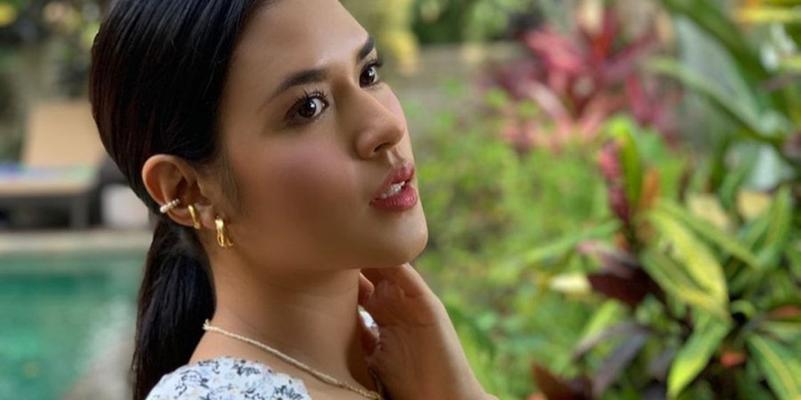 Intip Kolaborasi Makeup Terbaru Raisa x SASC