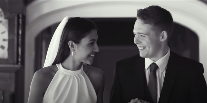 19 Lagu Romantis Tentang Cinta untuk Pesta Pernikahan!