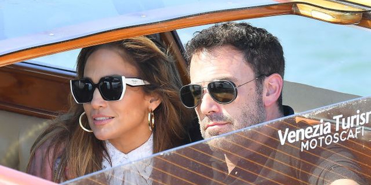 J.Lo dan Ben Affleck Kembali Terlihat dan Bersantai di Venesia