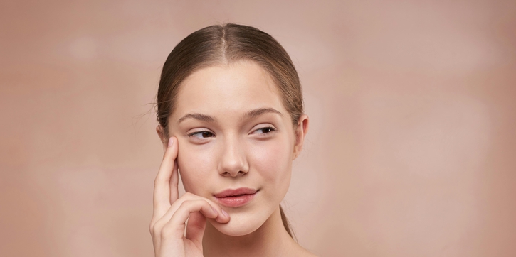 Apakah Tisu Basah Aman untuk Wajah? Simak Penjelasannya