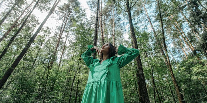Mengenal Tren Forest Bathing: Tips Menghilangkan Stres dari Jepang!