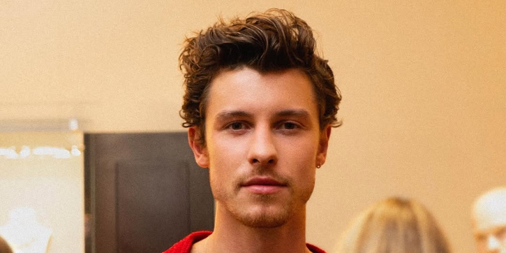 Potongan Rambut Pria Quiff: Gaya Klasik yang Selalu Maskulin