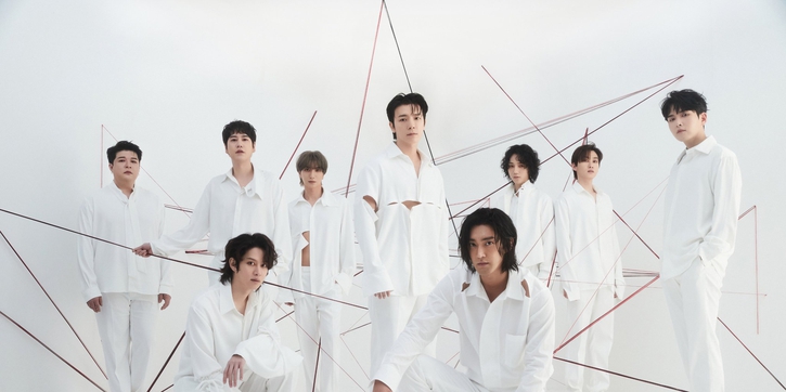 Super Junior Berpakaian Serba Putih untuk Teaser Comeback Full Album Mereka yang Ke-11