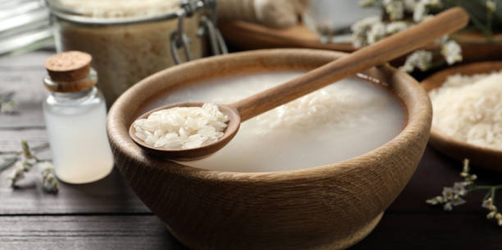 Manfaat Air Beras untuk Rambut Lebih Kuat, Lembut & Berkilau