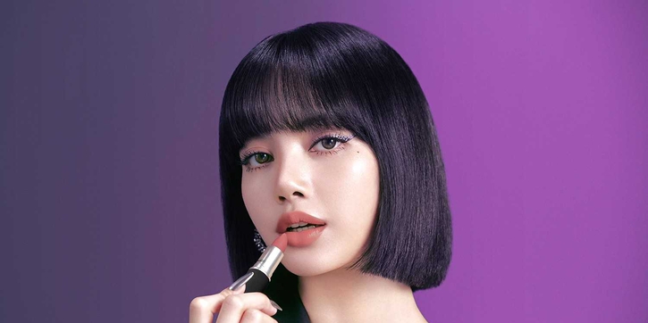 Lisa Blackpink Resmi Jadi Brand Ambassador untuk M.A.C Cosmetics