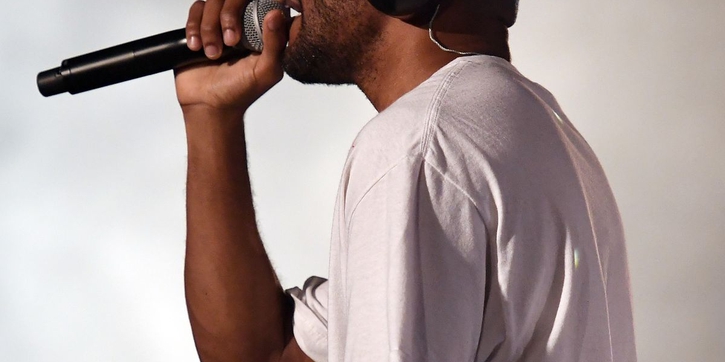 Apa Utang Penyanyi Frank Ocean Pada Kita?