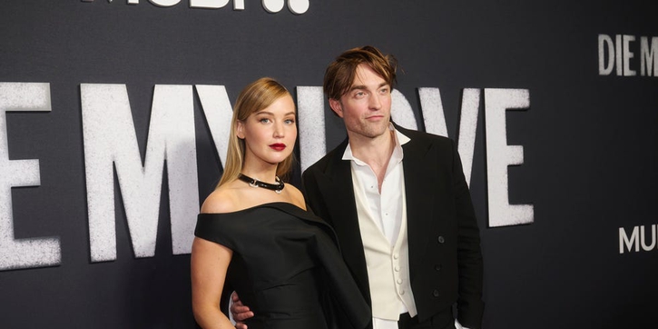 Jennifer Lawrence Ungkap Alasan Nyaman Bekerja dengan Robert Pattison di 
