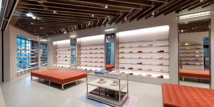 Onitsuka Tiger Hadirkan Pengalaman Belanja Baru di Plaza Senayan