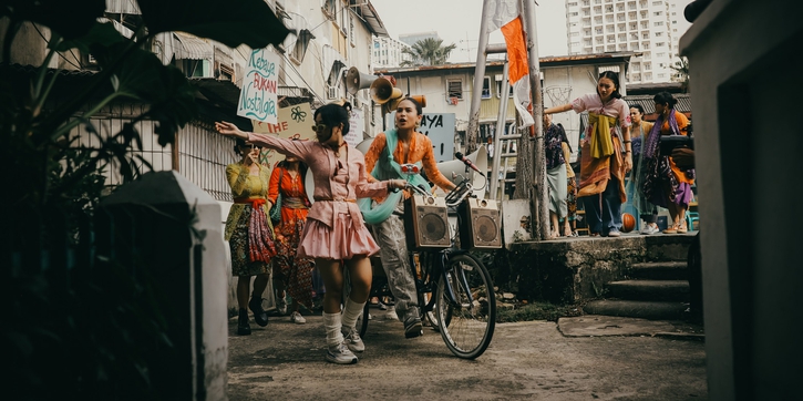 Bakti Budaya Djarum Foundation Merayakan Warisan Wastra Lewat Film #KitaBerkebaya