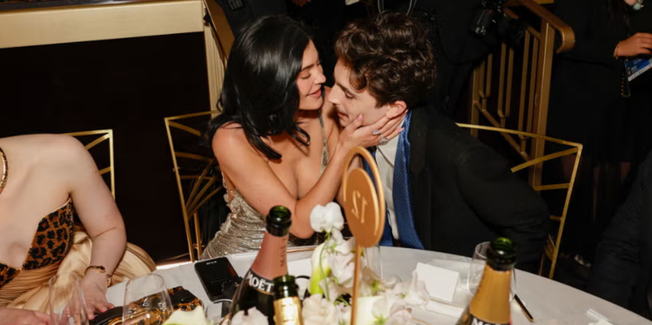 Timeline Lengkap Hubungan Kylie Jenner dan Timoth&eacute;e Chalamet