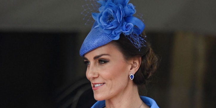Kate Middleton Terlihat Menawan dalam Ansambel Berwarna Periwinkle di Order of the Garter Service