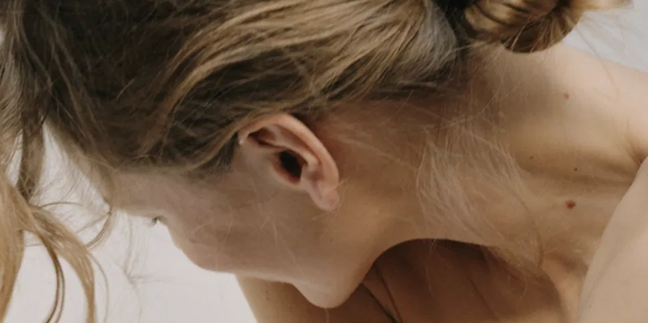 Inspirasi & Tips Gaya Rambut Messy Bun