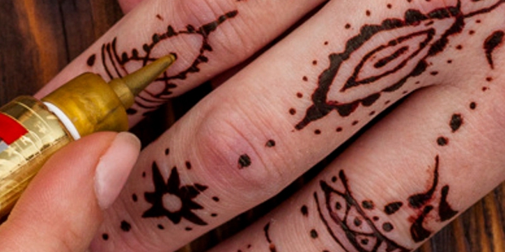 10 Cara Ampuh Menghilangkan Henna di Kuku dengan Cepat dan Aman