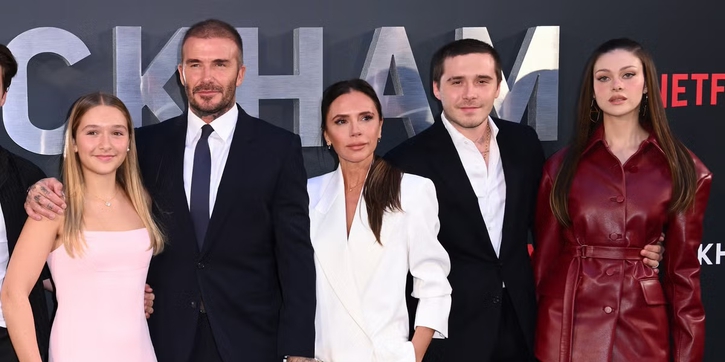 Mengapa Anda Begitu Terobsesi dengan Drama Keluarga Beckham?