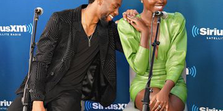 Lupita Nyong'o Mengenang Chadwick Boseman Satu Tahun Setelah Kepergiannya