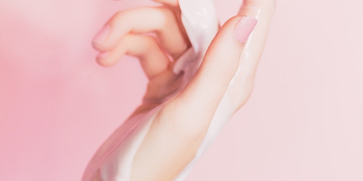 7 Alasan Pentingnya Memakai Hand Cream Secara Teratur