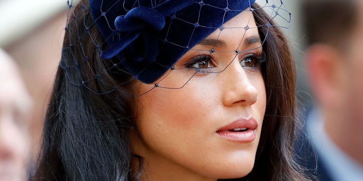 Cara Membuat Bulu Mata Palsu yang Alami untuk Musim Pesta 