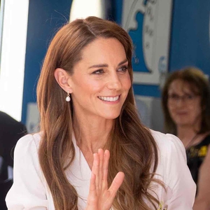 Princess Kate Tunjukkan Cara Berpakaian ala Kerajaan di Tengah Gelombang Panas