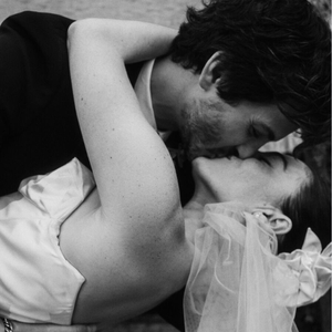 Logan Lerman dan Analuisa Corrigan Bagikan Foto-Foto Pernikahan Mereka yang Penuh Romansa