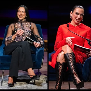 Dua Lipa Tutup Rangkaian Perjalanan di London Literature Festival dengan Busana dari Schiaparelli