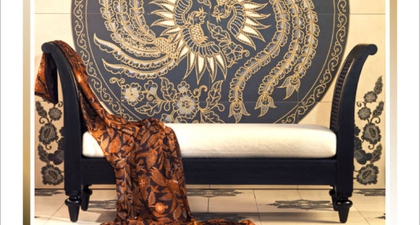 Pesona Batik Iwan Tirta Private Collection pada Medium Tile