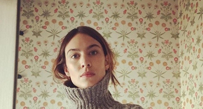 Alexa Chung Luncurkan Label Fashion Baru