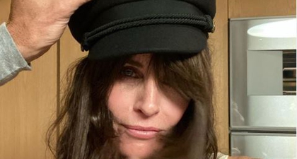 Courteney Cox Tampilkan Sekilas Gaya Rambut Terbarunya