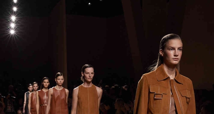 Hermès Spring/Summer 2020: Permainan Bahan Kulit yang Unik