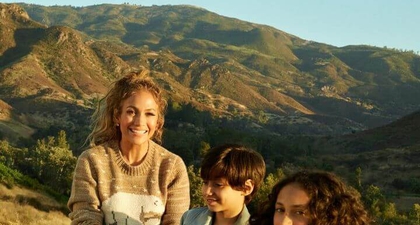 Jennifer Lopez Ditemani Kedua Anaknya dalam Kampanye Coach