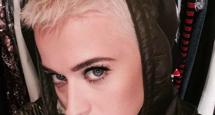 Katy Perry Tampil dengan Rambut Super Pendek