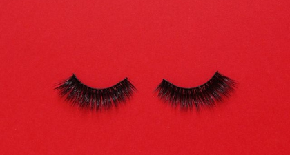 Cara Menjaga dan Merawat Bulu Mata Palsu Anda Tetap Bersih