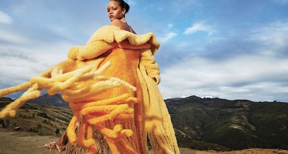 Rihanna Jadi Bintang Cover Harper's Bazaar Edisi September