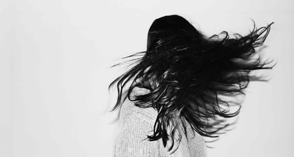 7 Tips Menghitamkan Rambut yang Sudah Diwarnai Tanpa Merusak Kesehatan Rambut