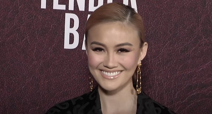 Agnez Mo Hadiri Premier Film The Tender Bar Ben Affleck dengan Balutan Balenciaga