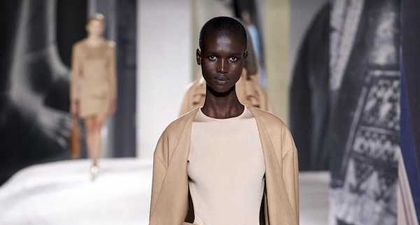 Sensualitas Dalam Busana Struktur dan Bersih di Pergelaran Herm&egrave;s Spring/Summer 2021