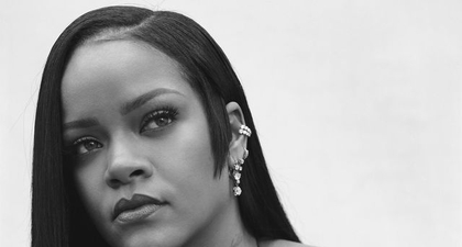 Rihanna Akan Keluarkan Parfum Fenty!