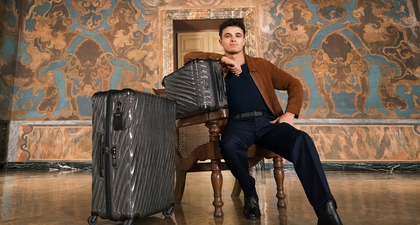 Lando Norris Bintangi Kampanye Tumi 19 Degree Lite di Lake Como