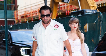 Taylor Swift Tampil Preppy dalam Gaun Tweed Merah Muda untuk Kencan Bersama Travis Kelce