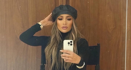 Jennifer Lopez Kenakan Lingerie yang Seksi untuk Kostum Panggung Andalannya