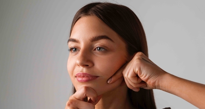 Khasiat Alami Face Yoga untuk Wajah Lebih Kencang