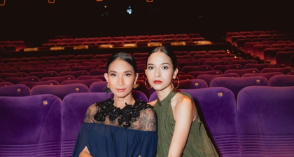 Happy Salma dan Putri Marino Tampil Anggun di Malam Perdana Film Tebusan Dosa