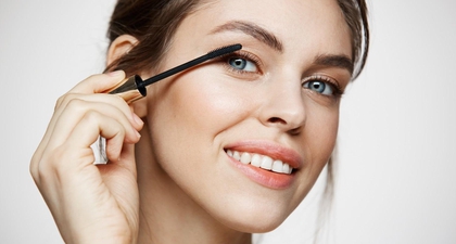 7 Maskara Terbaik di 2025 yang Bikin Bulu Mata Lentik Seharian