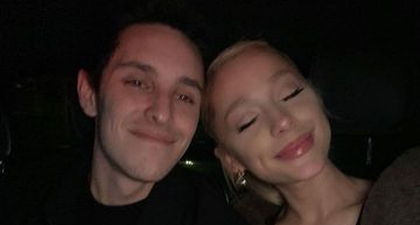 Ariana Grande Resmi Gugat Cerai Suaminya, Dalton Gomez