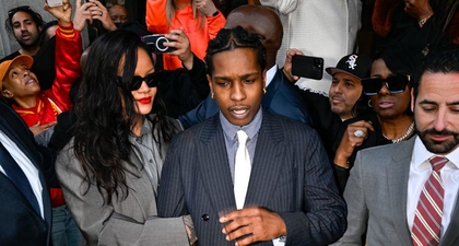 Rihanna dan A$AP Rocky Tampil Berani dengan Setelan Jas Abu-abu dan Garis-garis yang Serasi