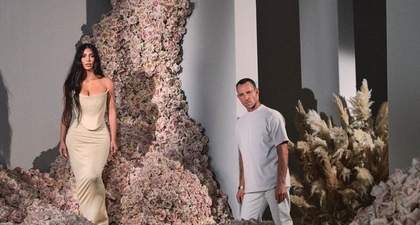 Kim Kardashian Luncurkan 3 Parfum Unisex Hasil Kerja Sama dengan Florist Jeff Leatham