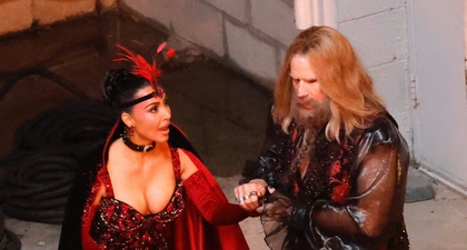 Kim Kardashian Bertransformasi Menjadi Seorang Vegas Showgirl di Lokasi Syuting untuk Peran Utama Film Pertamanya